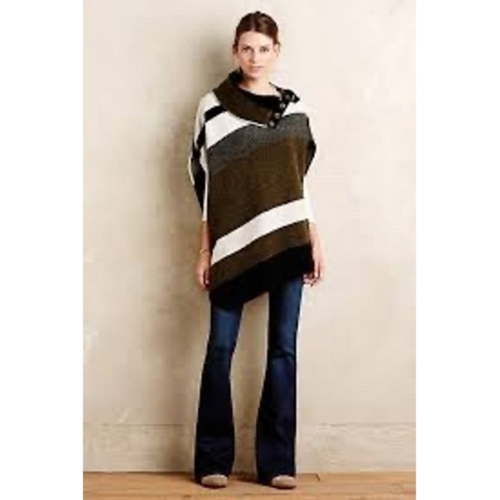 Anthropologie‎ Tabitha Poncho Sweater Cowl Neck Button Detail Women's Size Small
